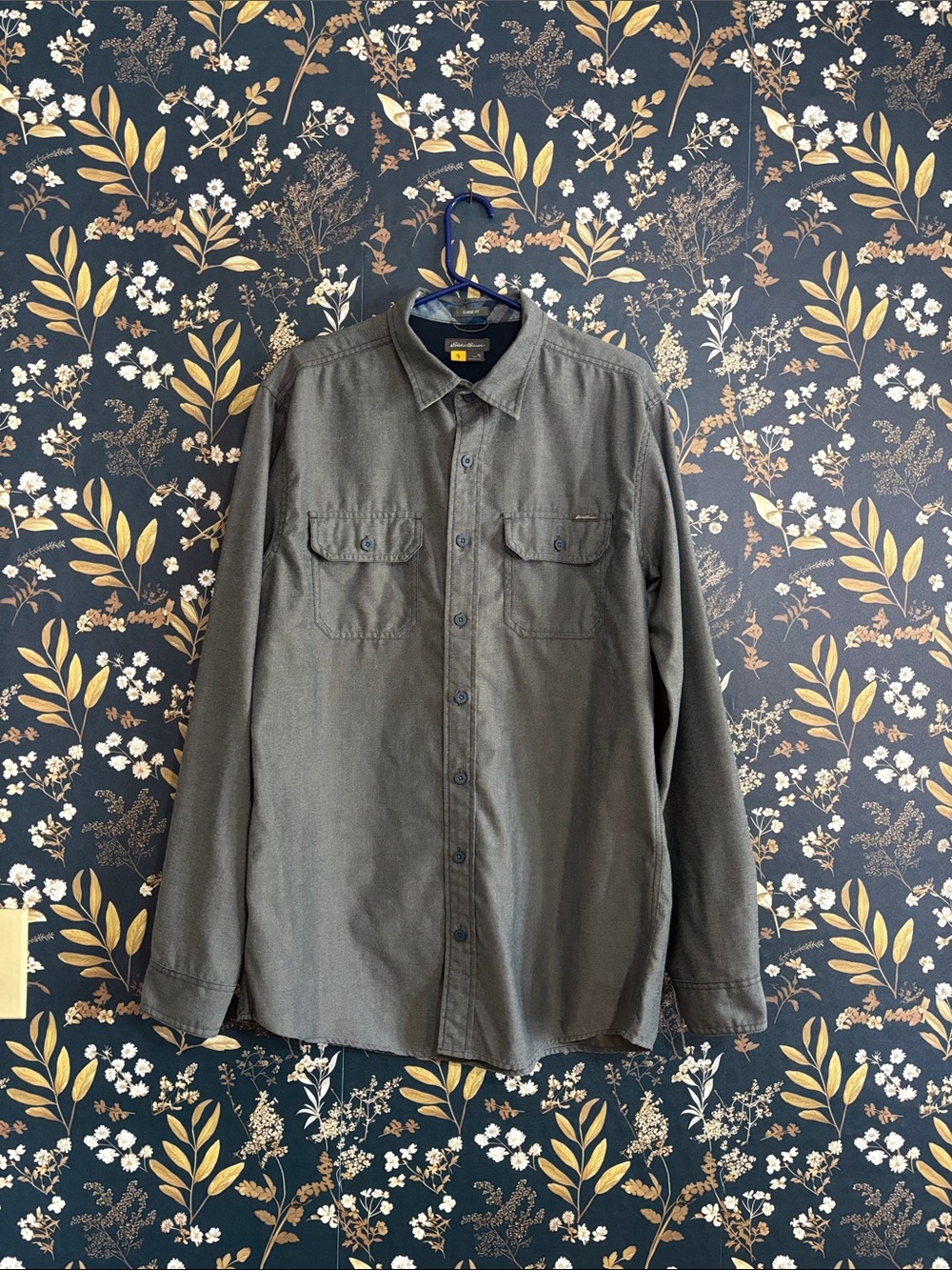 Eddie Bauer Classic Fit Blue Grey Button Down Shirt with Gray Trim Size LT